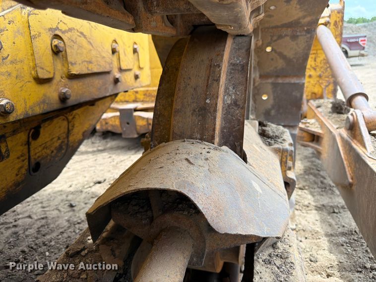 image for item FK3135 1992 Komatsu D68E dozer