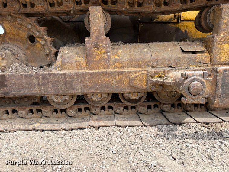 image for item FK3135 1992 Komatsu D68E dozer