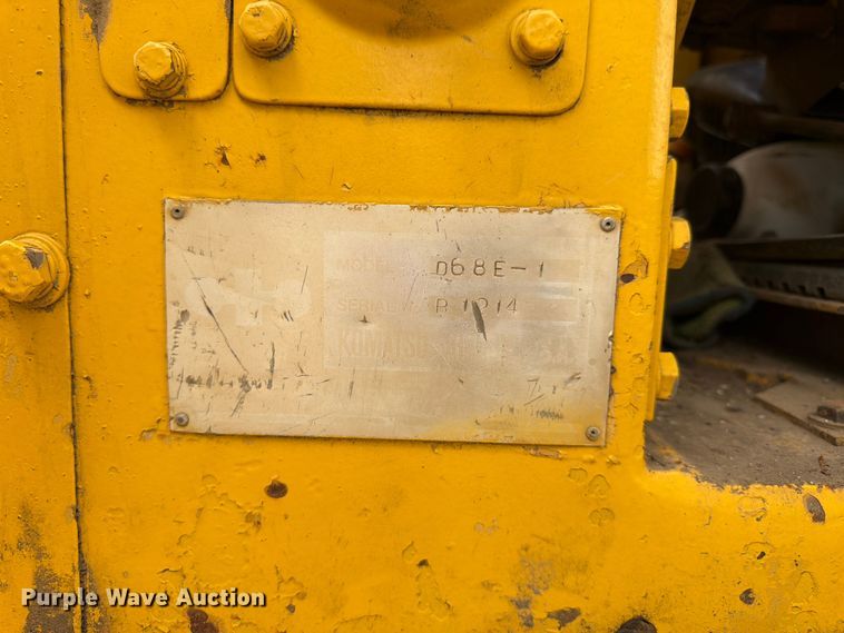 image for item FK3135 1992 Komatsu D68E dozer