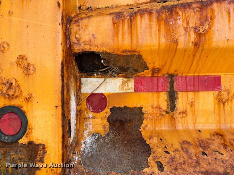image for item FK4037 2006 International 7400 dump truck