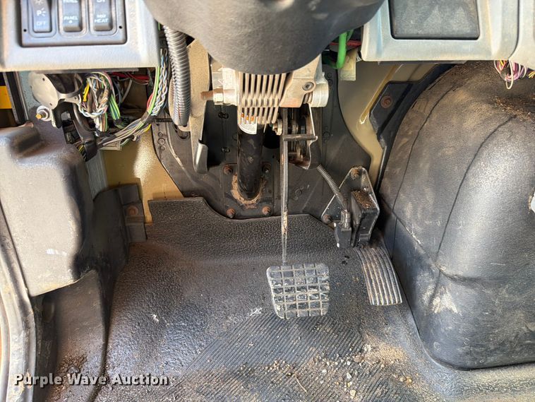 image for item FK4037 2006 International 7400 dump truck