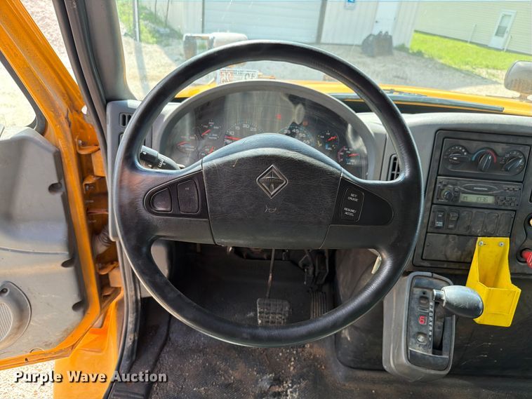 image for item FK4037 2006 International 7400 dump truck