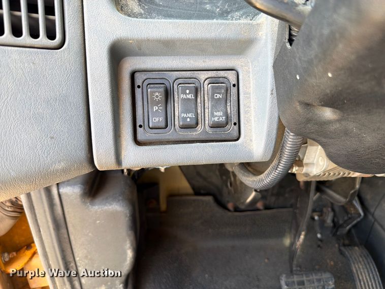 image for item FK4037 2006 International 7400 dump truck
