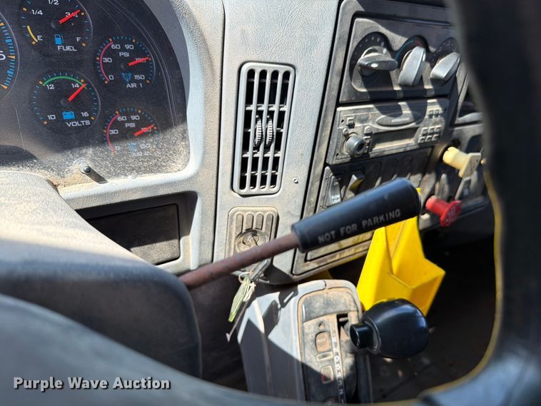 image for item FK4037 2006 International 7400 dump truck