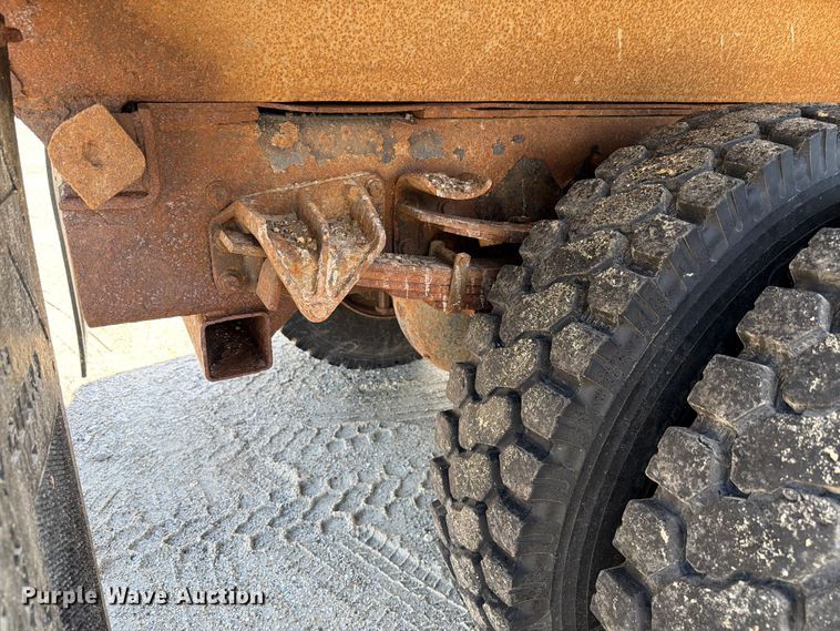 image for item FK4037 2006 International 7400 dump truck