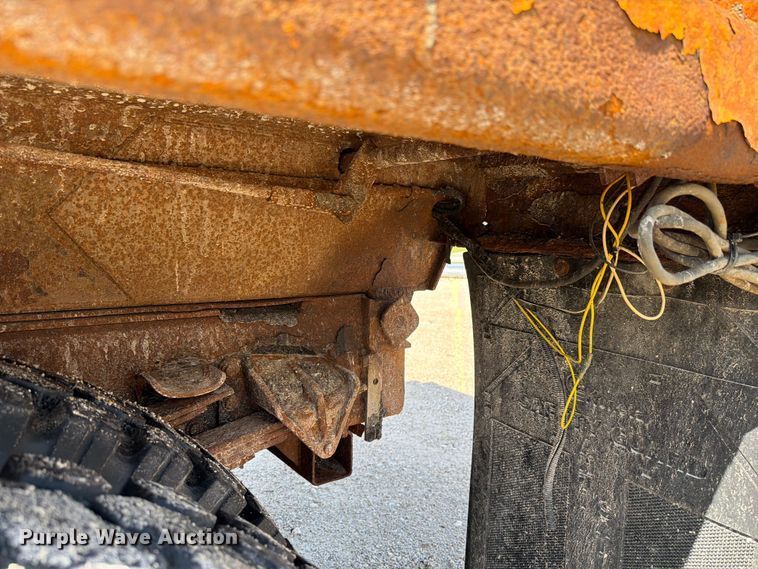 image for item FK4037 2006 International 7400 dump truck