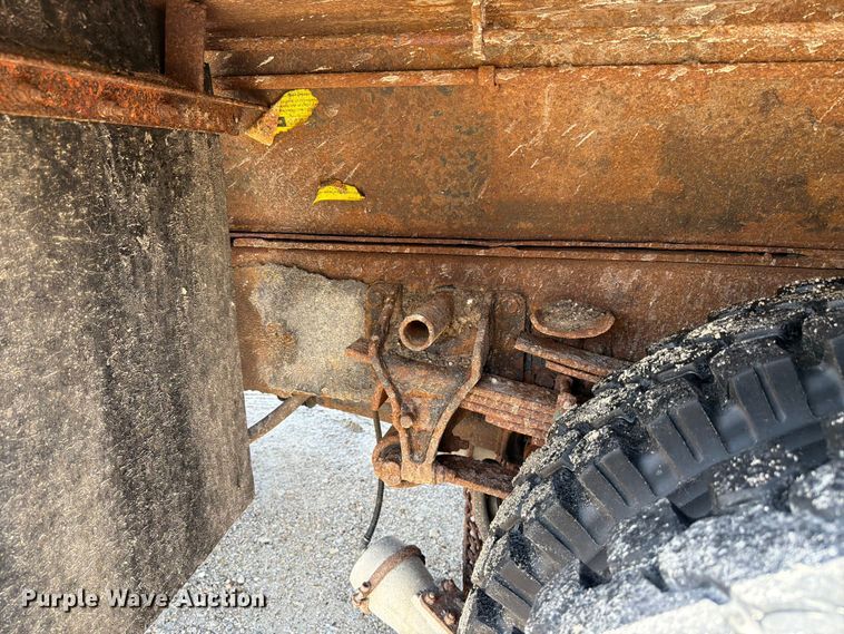 image for item FK4037 2006 International 7400 dump truck
