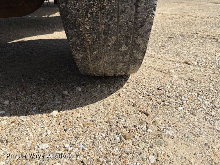 image for item FK4037 2006 International 7400 dump truck