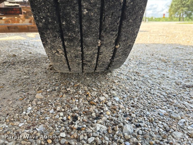 image for item FK4037 2006 International 7400 dump truck