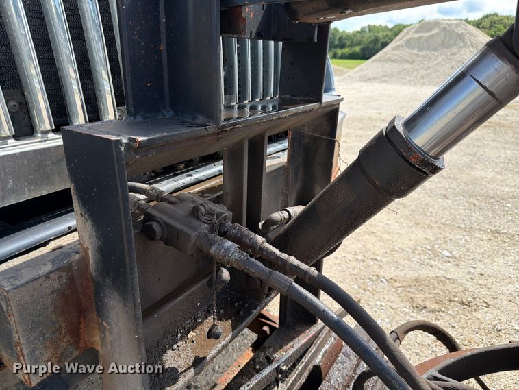 image for item FK4037 2006 International 7400 dump truck