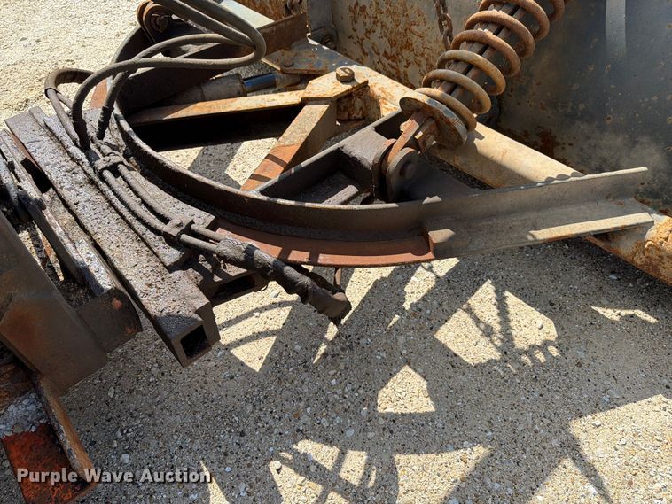 image for item FK4037 2006 International 7400 dump truck