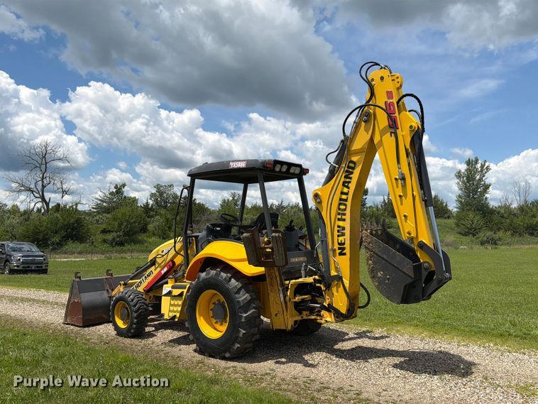 image for item FK4038 2013 New Holland B95c backhoe