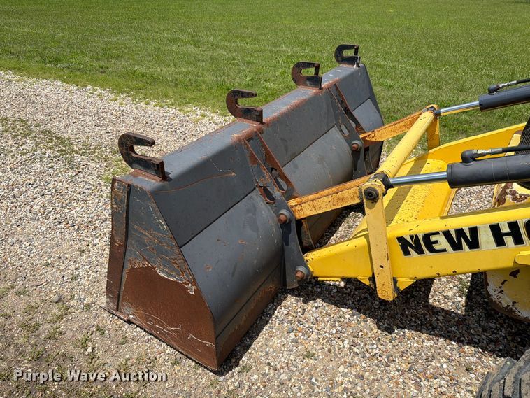 image for item FK4038 2013 New Holland B95c backhoe