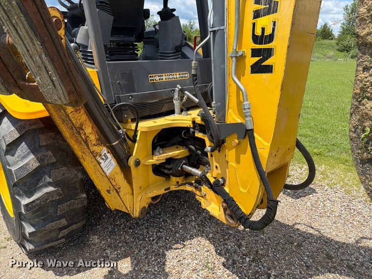 image for item FK4038 2013 New Holland B95c backhoe