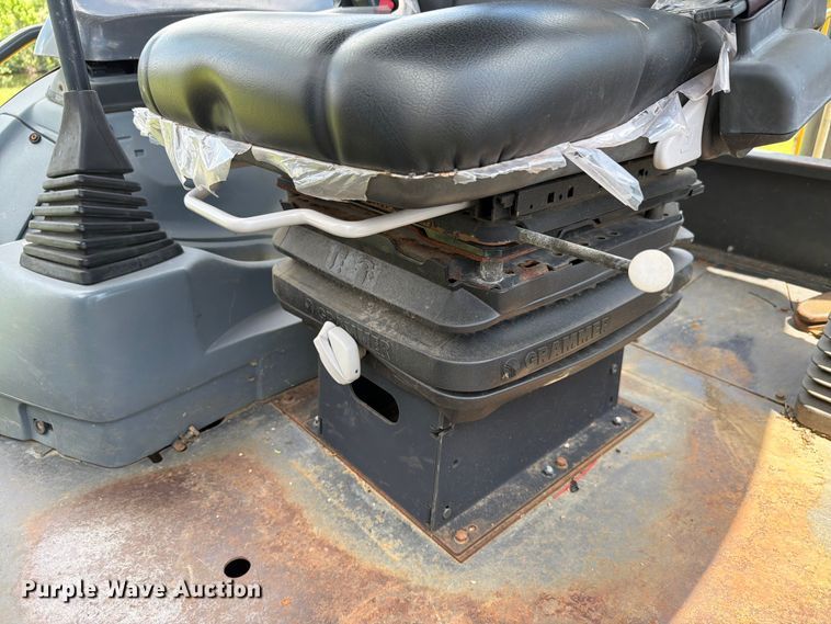 image for item FK4038 2013 New Holland B95c backhoe