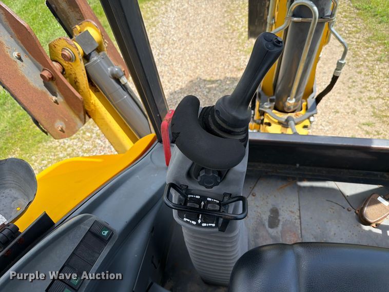 image for item FK4038 2013 New Holland B95c backhoe