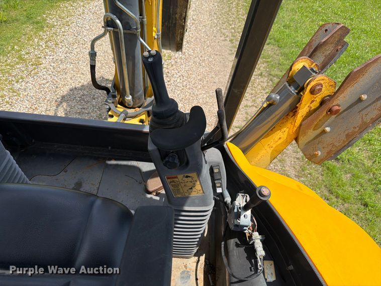 image for item FK4038 2013 New Holland B95c backhoe