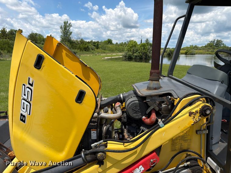 image for item FK4038 2013 New Holland B95c backhoe