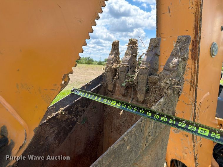 image for item FK4039 2013 Case 580 Super N backhoe