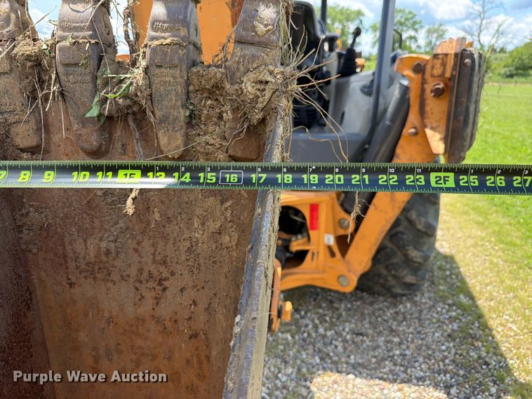 image for item FK4039 2013 Case 580 Super N backhoe