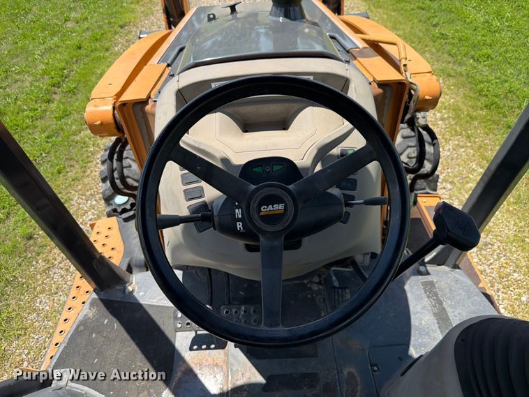 image for item FK4039 2013 Case 580 Super N backhoe