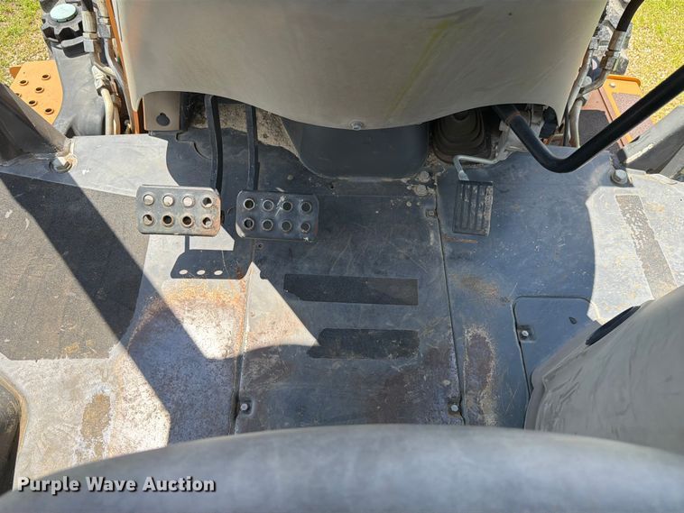 image for item FK4039 2013 Case 580 Super N backhoe