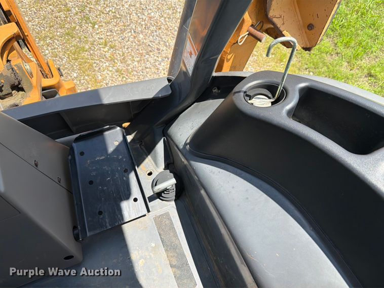 image for item FK4039 2013 Case 580 Super N backhoe