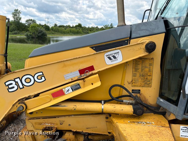 image for item FK4040 2006 John Deere 310G backhoe
