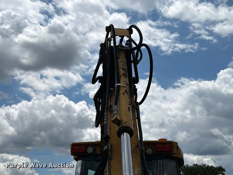 image for item FK4040 2006 John Deere 310G backhoe