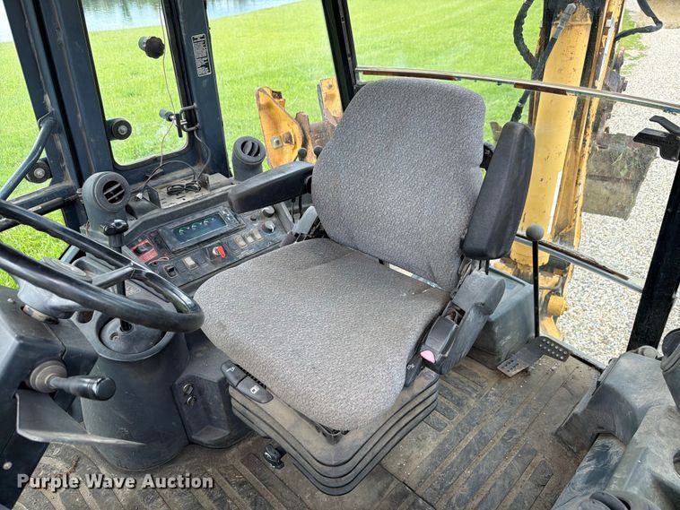 image for item FK4040 2006 John Deere 310G backhoe