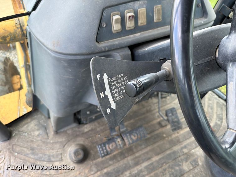 image for item FK4040 2006 John Deere 310G backhoe