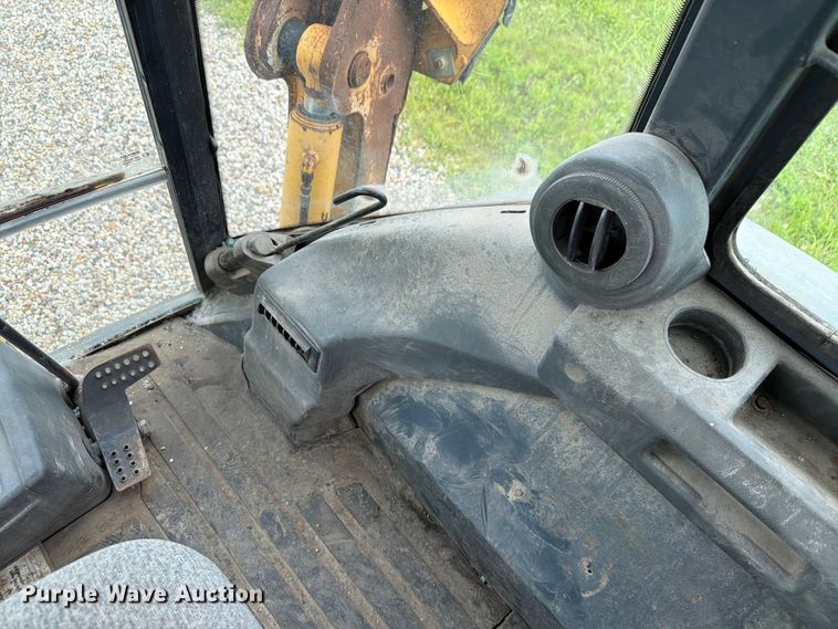 image for item FK4040 2006 John Deere 310G backhoe