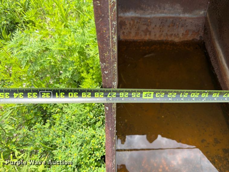 image for item FK4042 (8) excavator buckets