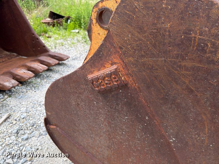 image for item FK4042 (8) excavator buckets