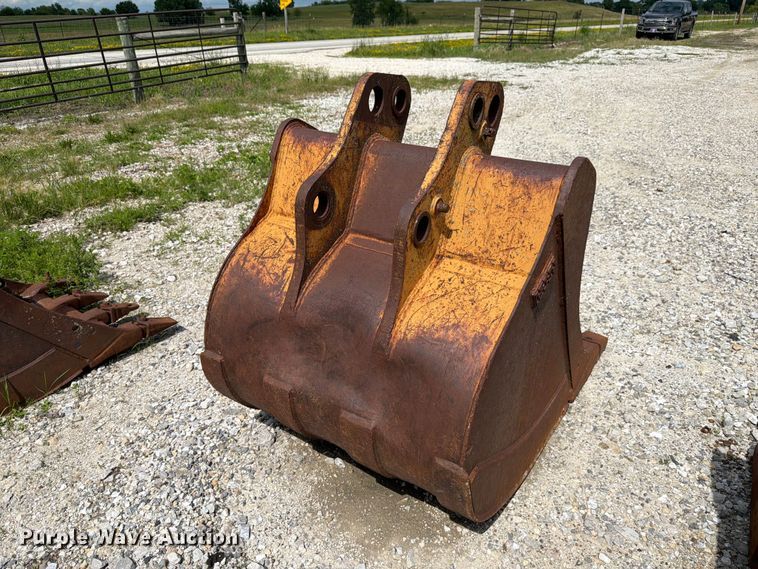 image for item FK4042 (8) excavator buckets