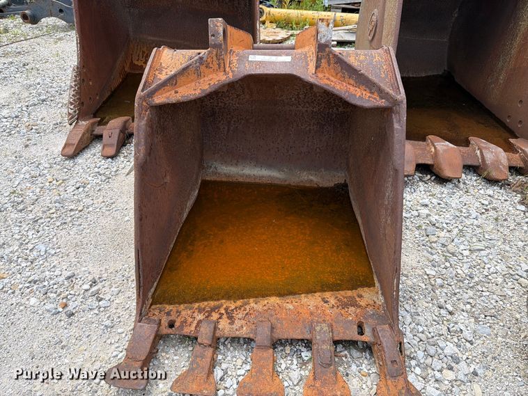 image for item FK4042 (8) excavator buckets
