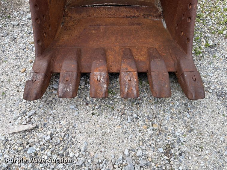 image for item FK4042 (8) excavator buckets