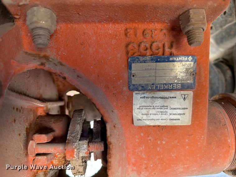 image for item FK4516 1991 Ford LA8000 water truck