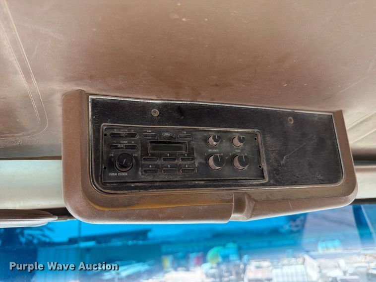 image for item FK4516 1991 Ford LA8000 water truck