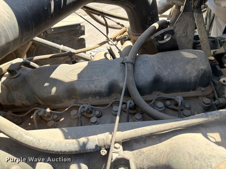 image for item FK4516 1991 Ford LA8000 water truck