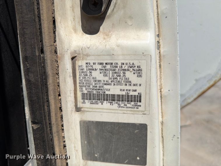 image for item FK4516 1991 Ford LA8000 water truck