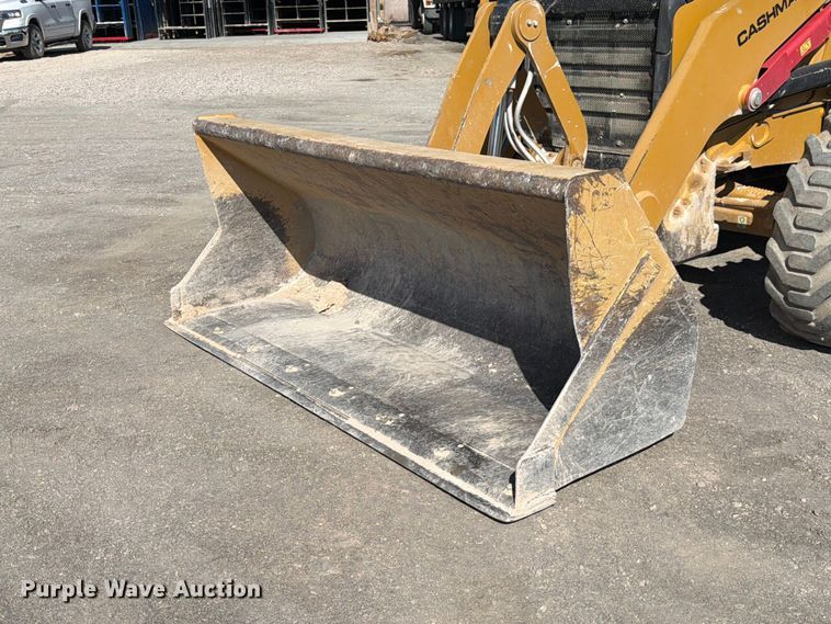 image for item FK4517 Caterpillar 420F2 backhoe