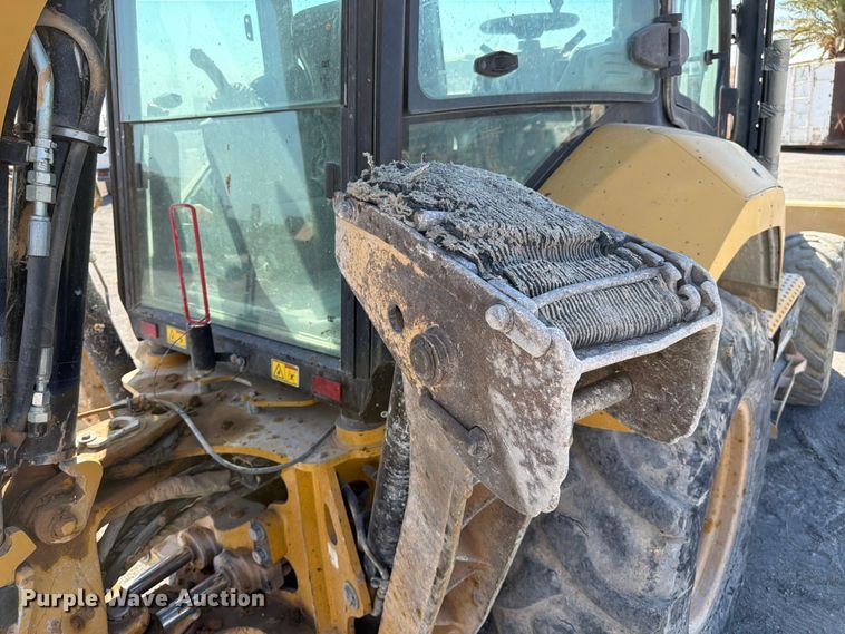 image for item FK4517 Caterpillar 420F2 backhoe