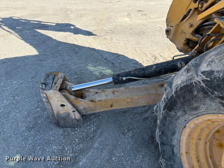 image for item FK4517 Caterpillar 420F2 backhoe