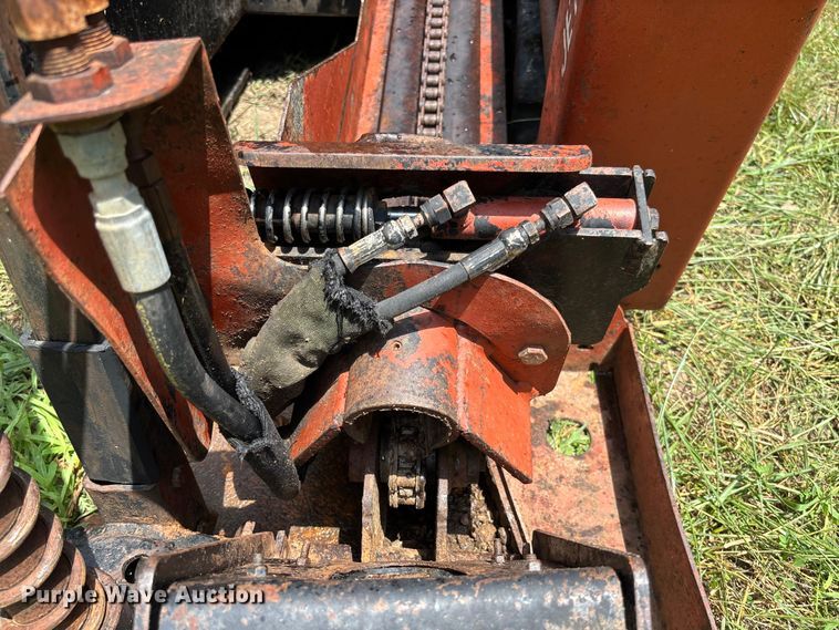 image for item FM6505 1999 Ditch Witch JT520 directional boring unit