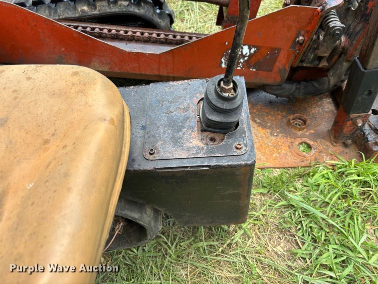 image for item FM6505 1999 Ditch Witch JT520 directional boring unit