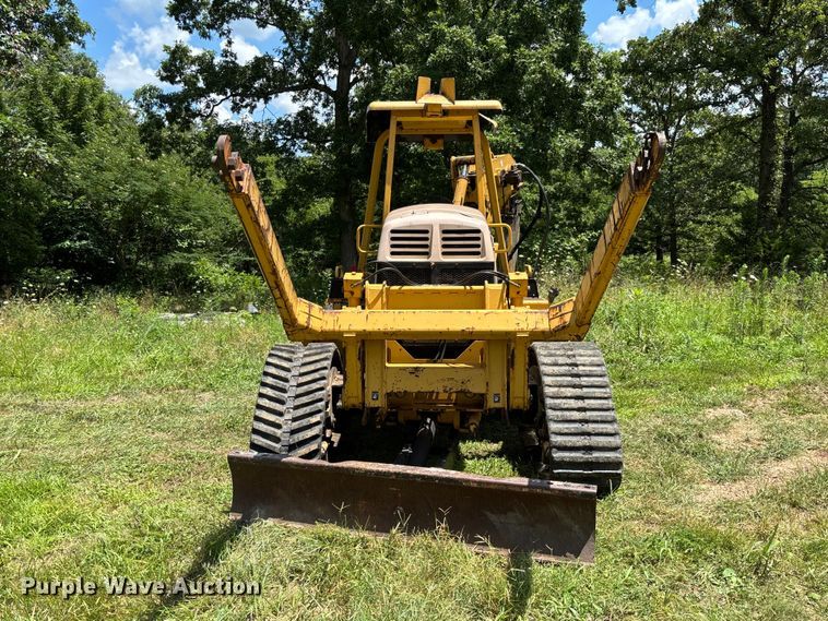 image for item FM6506 2008 Vermeer RTX1250 cable plow