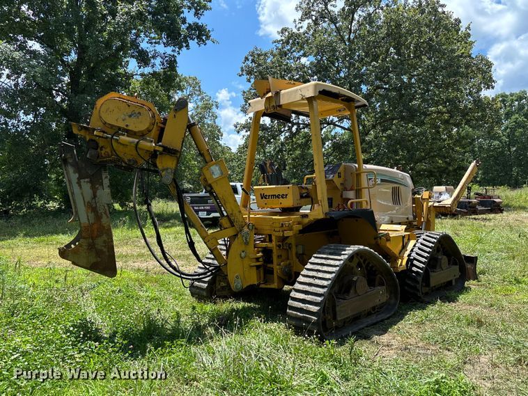 image for item FM6506 2008 Vermeer RTX1250 cable plow
