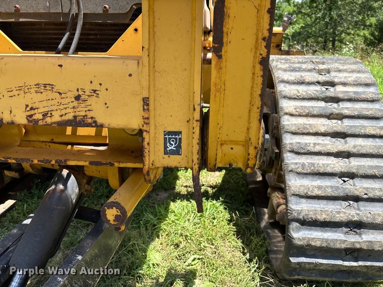 image for item FM6506 2008 Vermeer RTX1250 cable plow