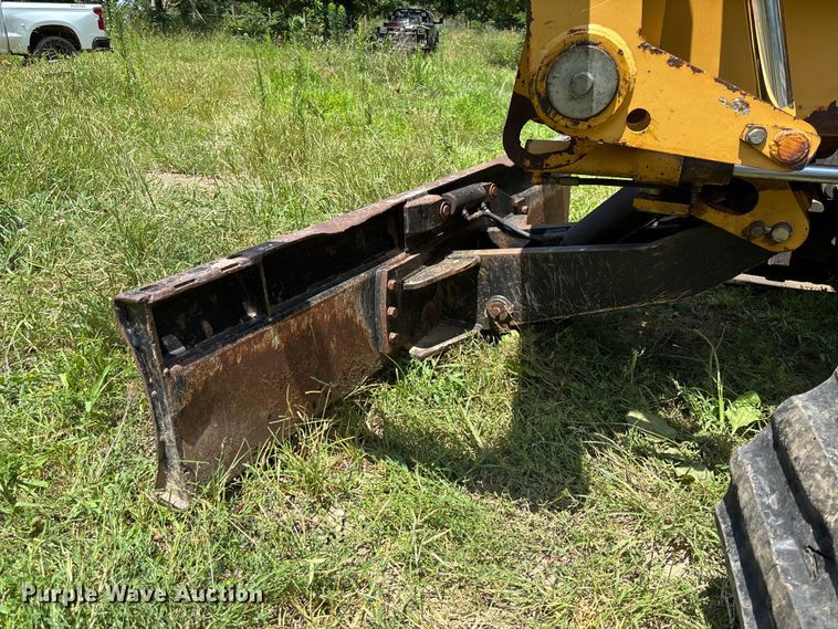 image for item FM6506 2008 Vermeer RTX1250 cable plow